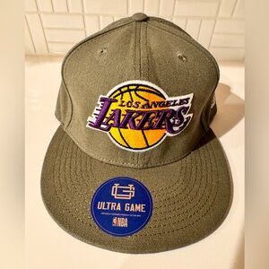 Lakers ultra game official canvas cap NWT